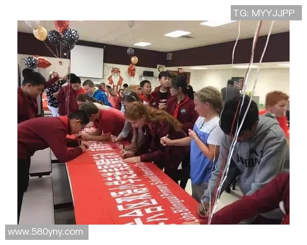 全球冰淇淋爱好者齐聚威斯康星州争夺世界冰淇淋大赛桂冠